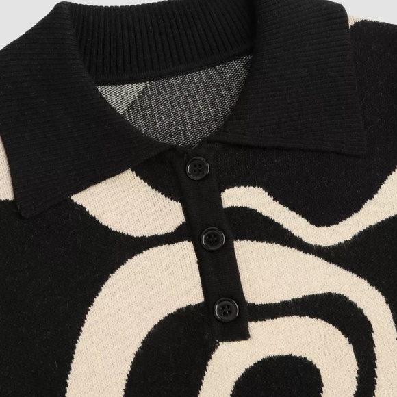 Psychedelic pullover sweater. - Picture 2 of 5